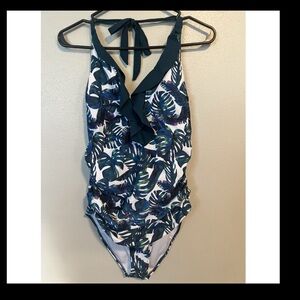 Women's Large One-Piece Swimsuit